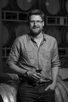 Winemaker, Robin Akhurst